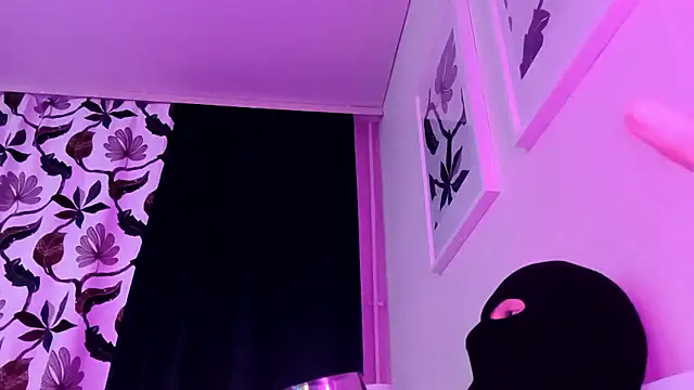 Snapshot of CoupleBiFunSex3036 chatting on March 22, 2026, 10:46 pm CoupleBiFunSex3036 online show from March 22, 2026, 10:46 pm