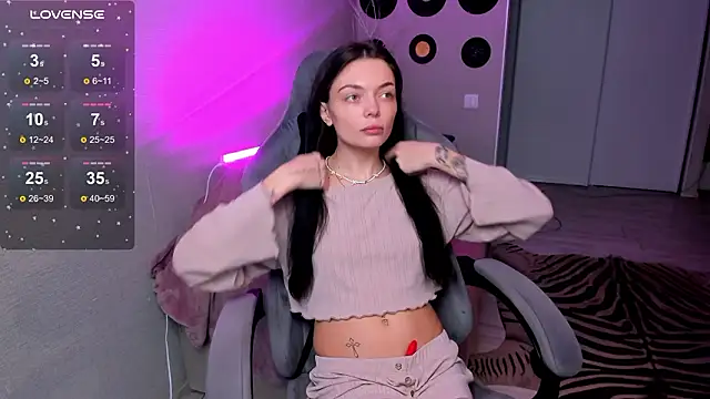 SweetMary adam online show from March 29, 2026, 2:39 pm