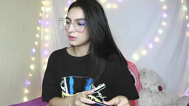 Snapshot of Eternal_Fuego chatting on March 26, 2026, 6:57 pm Eternal Fuego online show from March 26, 2026, 6:57 pm