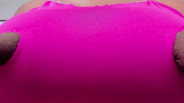 Snapshot of zara_lopez chatting on January 24, 2025, 10:51 pm zara lopez online show from January 24, 2025, 10:51 pm