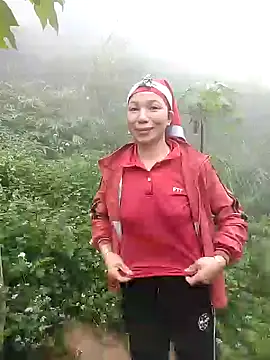 Snapshot of Lucky-beo chatting on March 23, 2026, 2:48 am Lucky-beo online show from March 23, 2026, 2:48 am