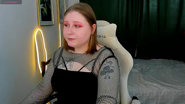 Snapshot of KatieGarsiaa chatting on March 23, 2026, 10:08 am KatieGarsiaa online show from March 23, 2026, 10:08 am