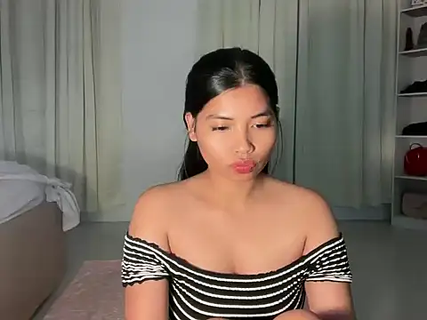 zafarina 18 online show from March 31, 2026, 2:50 pm