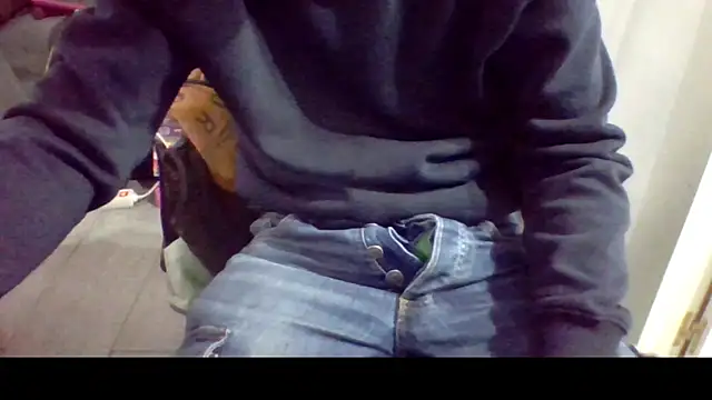 ACruoreX online show from April 7, 2026, 11:21 am