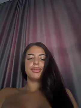 OlyviaDelight online show from July 8, 2026, 7:13 am
