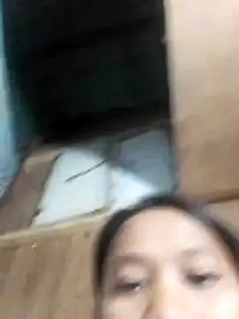 xxursweetyoonaxx online show from April 2, 2026, 7:33 pm