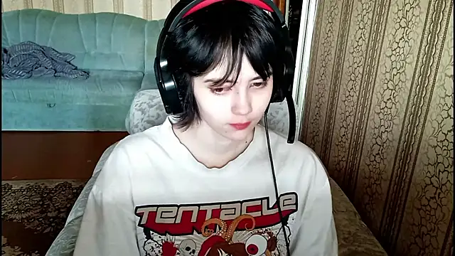 ShaynaLinley online show from March 26, 2026, 10:43 am