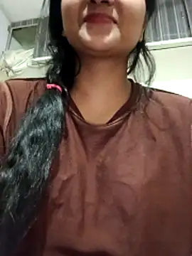 Snapshot of DesiKudiLive chatting on March 25, 2026, 7:47 am DesiKudiLive online show from March 25, 2026, 7:47 am