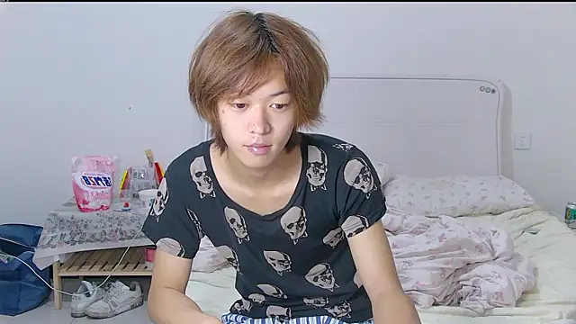 Snapshot of buding-001 chatting on July 12, 2026, 11:56 am buding-001 online show from July 12, 2026, 11:56 am