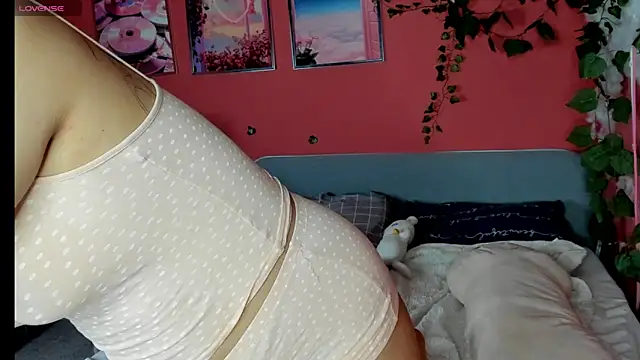 Amelia goth online show from May 27, 2026, 1:57 am