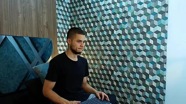 Snapshot of Joaho_Fernandez chatting on May 27, 2026, 9:23 pm Joaho Fernandez online show from May 27, 2026, 9:23 pm