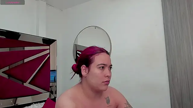 AfroditaVega  online show from June 9, 2026, 7:47 pm