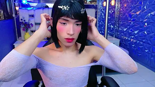 IsaacNovaa online show from May 17, 2026, 1:07 pm