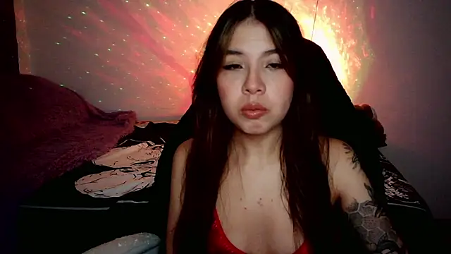 JulietaaVitelli online show from April 10, 2026, 1:11 am