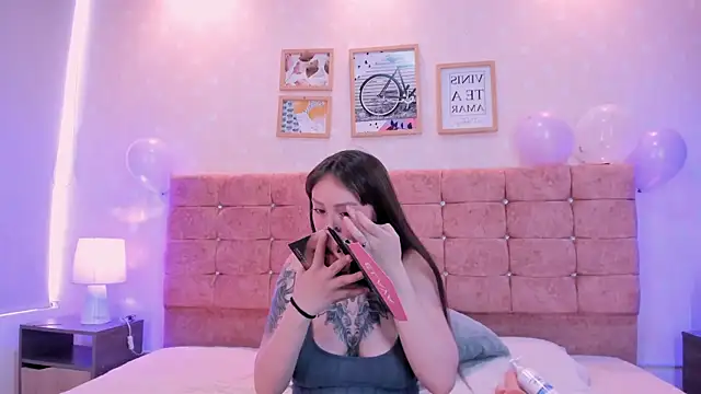 lilith sabrina 20 online show from May 10, 2026, 6:13 pm