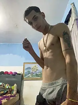 spicyboyshots online show from May 18, 2026, 5:46 am