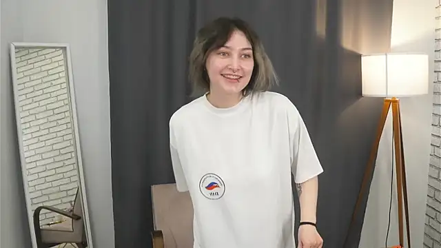 WavaMaddison online show from March 26, 2026, 3:34 am