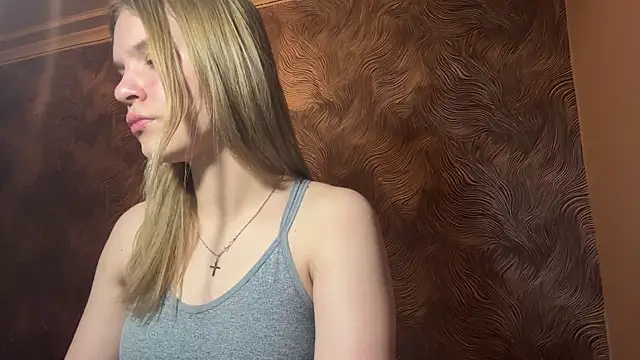 NariaJess online show from April 5, 2026, 10:18 pm