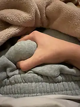 shyyyyy0 online show from March 28, 2026, 4:23 am