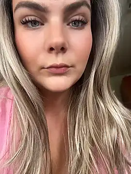 Blonde Cougar online show from July 2, 2026, 10:10 am