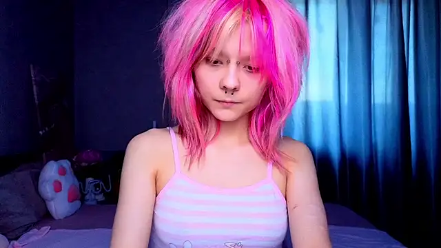 PerryKitty online show from July 4, 2026, 4:02 pm