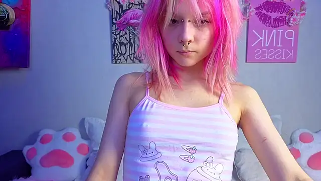 PerryKitty online show from July 15, 2026, 4:12 pm
