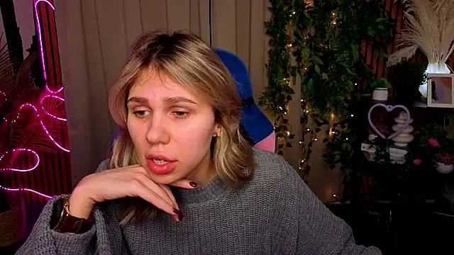 Snapshot of DebbieCobb chatting on March 30, 2026, 6:36 am DebbieCobb online show from March 30, 2026, 6:36 am