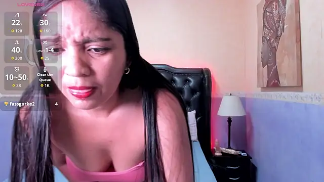 Snapshot of Julia_Bliss chatting on May 22, 2026, 1:39 pm Julia Bliss online show from May 22, 2026, 1:39 pm
