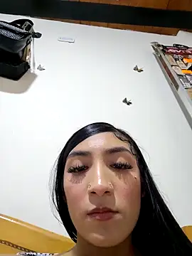 Snapshot of yvonne_1998 chatting on March 31, 2026, 9:26 pm yvonne 1998 online show from March 31, 2026, 9:26 pm