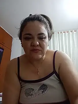Snapshot of Natashablade__ chatting on May 16, 2026, 2:30 am Natashablade online show from May 16, 2026, 2:30 am