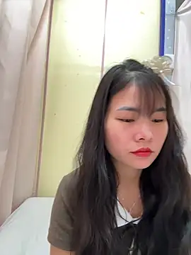 Naked-xx online show from May 9, 2026, 1:33 am