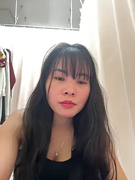 Naked-xx online show from May 18, 2026, 3:57 am