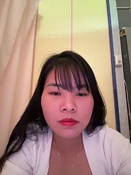 Naked-xx online show from May 18, 2026, 9:09 pm