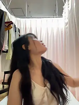 Naked-xx online show from May 25, 2026, 3:01 am