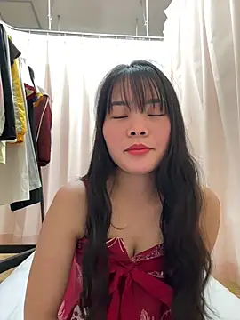 Naked-xx online show from May 27, 2026, 1:30 pm