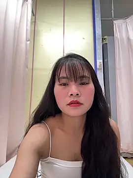 Snapshot of Naked-xx chatting on June 4, 2026, 11:05 am Naked-xx online show from June 4, 2026, 11:05 am