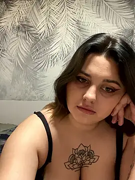 LinaSherman online show from April 7, 2026, 10:15 am