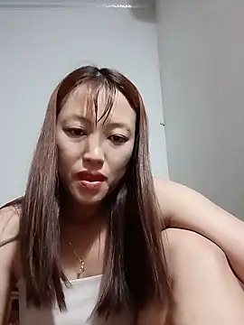 -Bitilu- online show from May 30, 2026, 9:56 pm