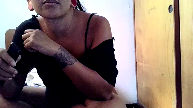 xblackstarX1 online show from May 29, 2026, 7:34 pm