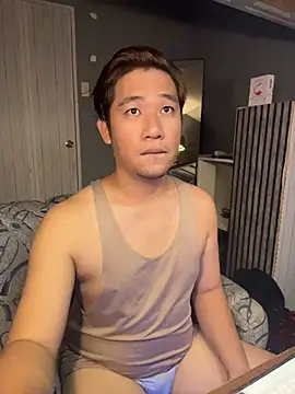 Snapshot of Titanryu chatting on July 14, 2026, 2:01 pm Titanryu online show from July 14, 2026, 2:01 pm