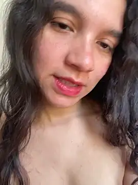 Snapshot of Morena__Florr chatting on June 18, 2026, 3:05 pm Morena Florr online show from June 18, 2026, 3:05 pm