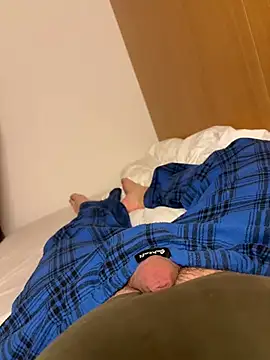 germanboy3 online show from April 4, 2026, 9:01 pm