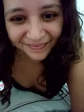 Snapshot of agathabucetuda chatting on March 31, 2026, 10:32 pm agathabucetuda online show from March 31, 2026, 10:32 pm