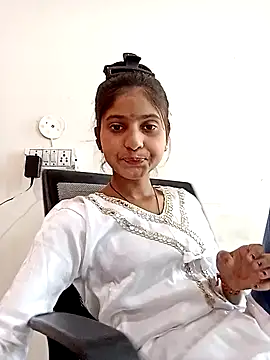 TANU01990 online show from April 10, 2026, 4:17 am