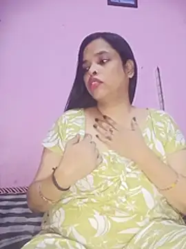 Snapshot of Binita453 chatting on July 9, 2026, 2:10 pm Binita453 online show from July 9, 2026, 2:10 pm