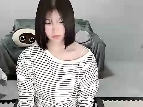 YangYang--baby online show from April 12, 2026, 4:12 pm