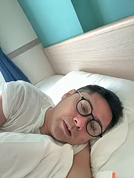 RYUICHI 1919 online show from May 29, 2026, 11:47 pm