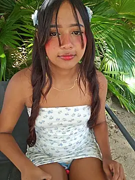 Snapshot of Pretty_karol chatting on May 24, 2026, 12:32 pm Pretty karol online show from May 24, 2026, 12:32 pm