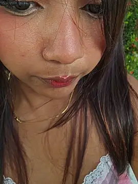 Snapshot of Pretty_karol chatting on May 28, 2026, 12:24 pm Pretty karol online show from May 28, 2026, 12:24 pm