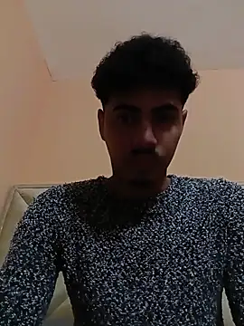 LucaColmal online show from April 3, 2026, 5:27 am